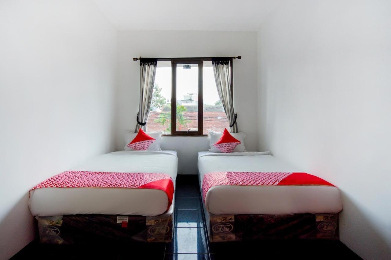 Oyo 3029 Diamond Cisitu Residence Syariah باندونج المظهر الخارجي الصورة