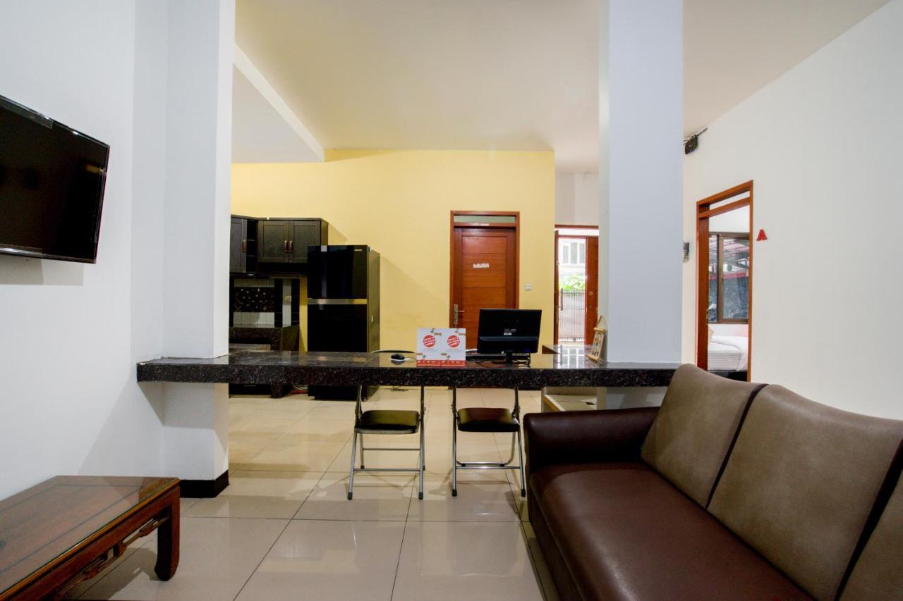 Oyo 3029 Diamond Cisitu Residence Syariah باندونج المظهر الخارجي الصورة