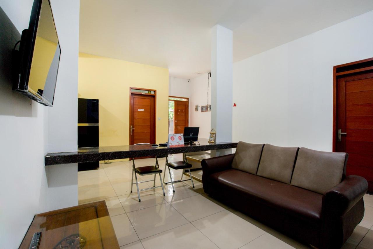 Oyo 3029 Diamond Cisitu Residence Syariah باندونج المظهر الخارجي الصورة